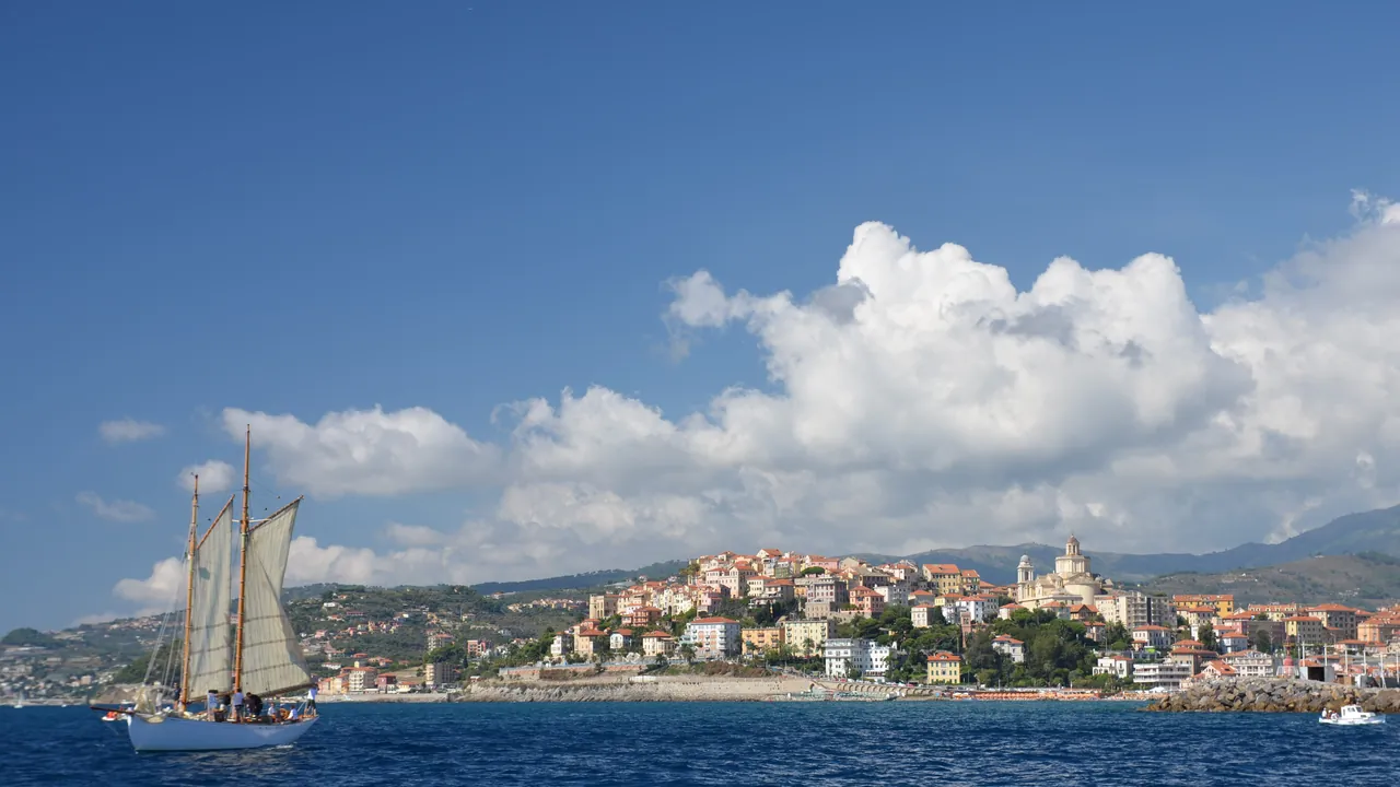Imperia: SL rifornisce saloni in tutta la provincia