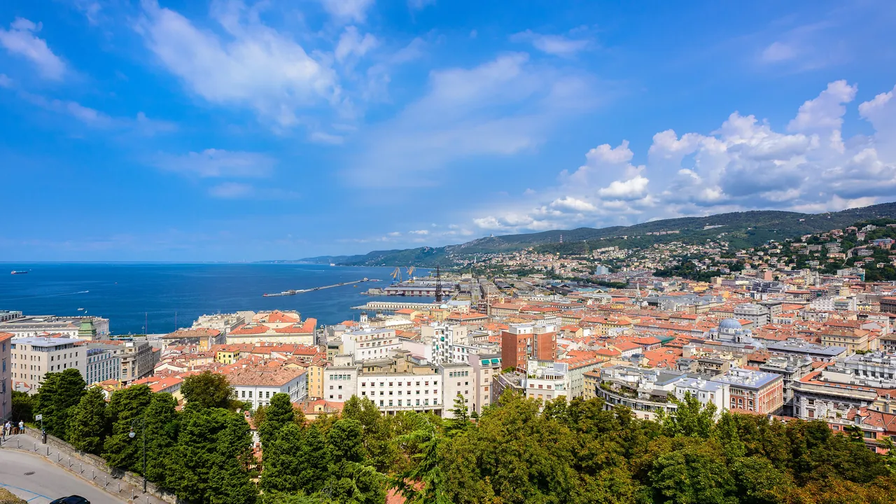 Trieste: SL rifornisce saloni in tutta la provincia